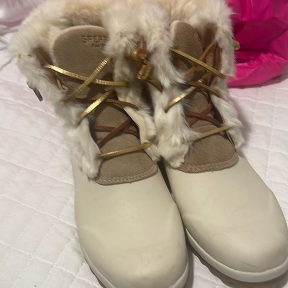 Sperry boots - Picture 4 of 9